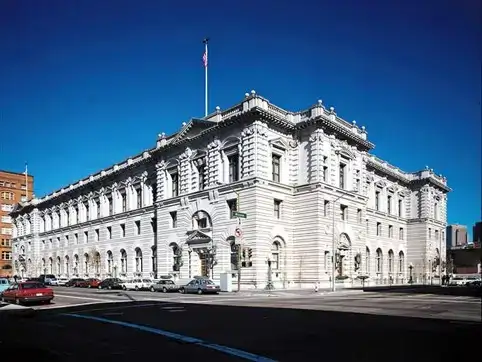 La Corte d’Appello del Nono Circuito stabilisce che il forum non conveniens non costituisce una difesa ammissibile nelle azioni volte a confermare lodi arbitrali stranieri ai sensi della Convenzione di New York